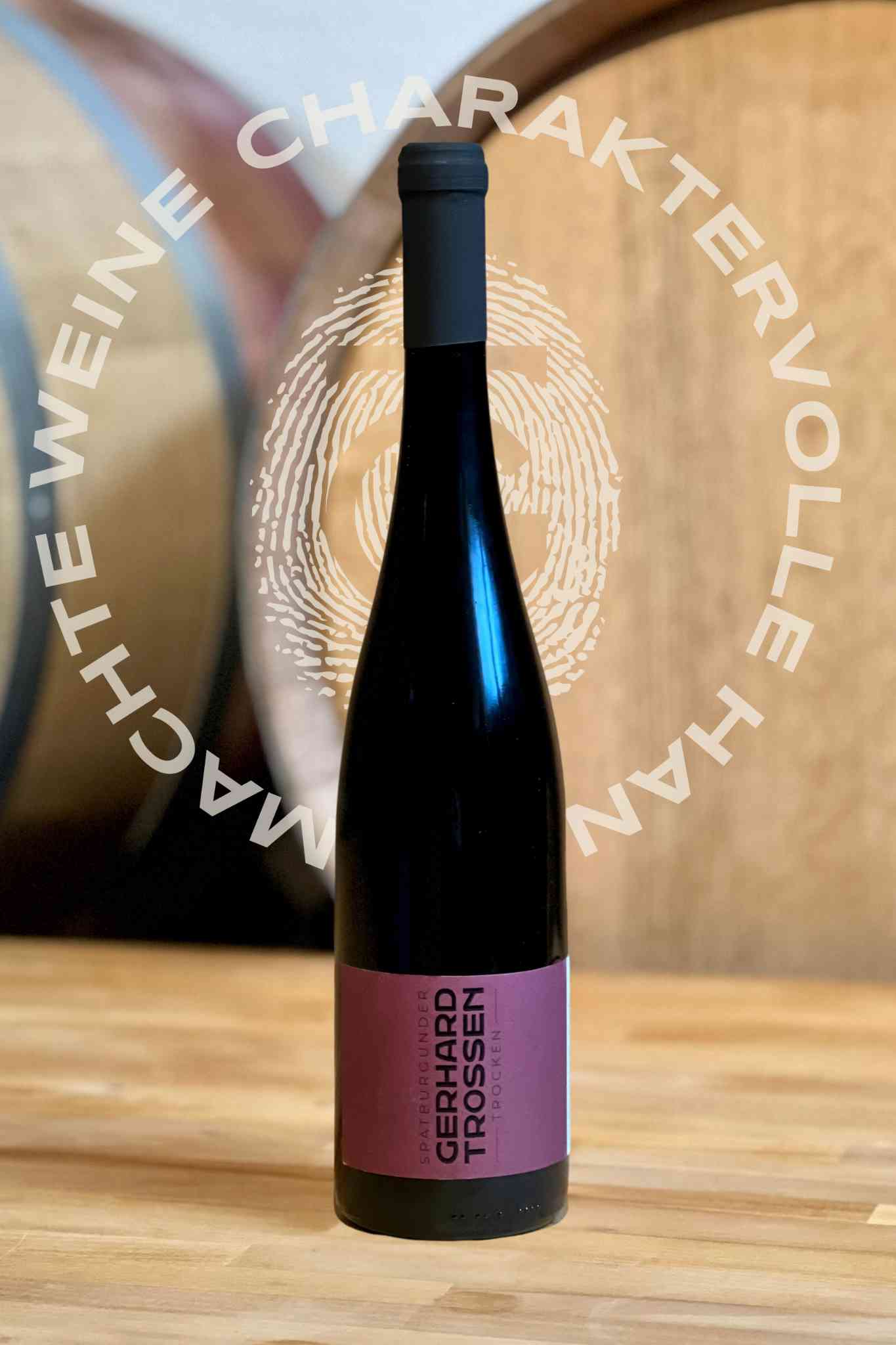 Bild einer Flasche Spätburgunder trocken mit Siegel