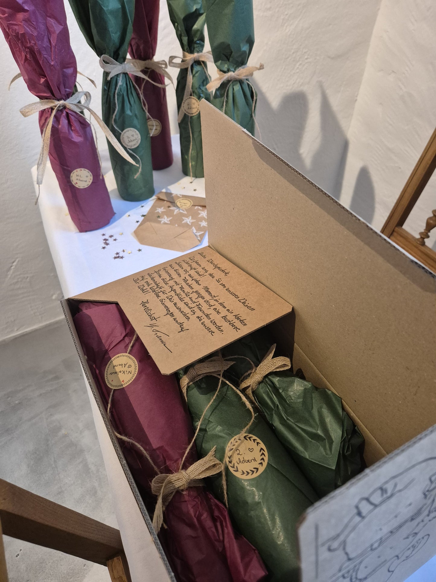 
                  
                    Wein-Advents-Paket
                  
                